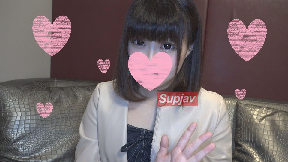 FC2PPV 1387346 ★顔出し☆ロリ系の現役JDともねちゃん20歳☆甘えん坊ニャンニャンHで大興奮♥積極的な濃厚フェラは最高♥綺麗なパイパンまんこにズッポリ生ハメ中出し♥【個人撮影】※特典付き！