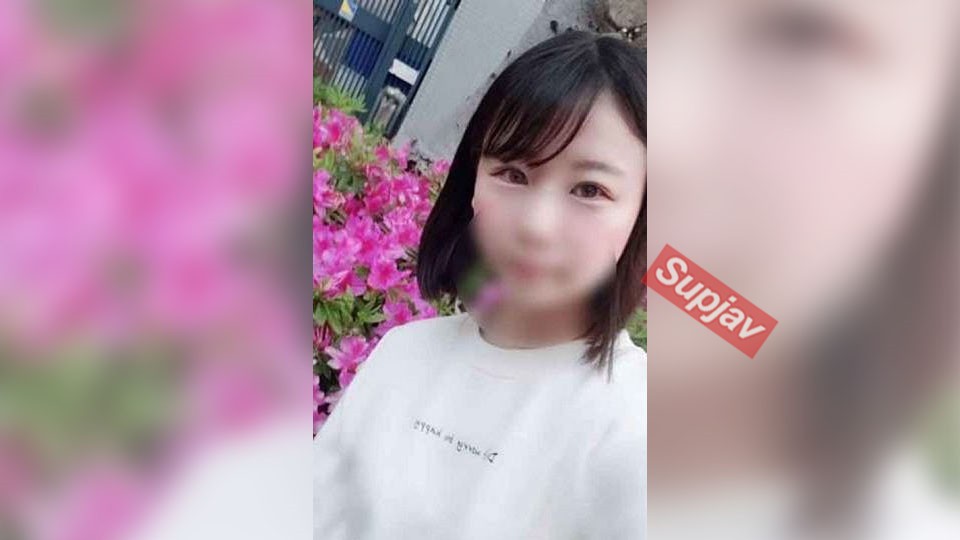FC2PPV 1392052 幼い色白少女と3p連続中出し(66分)