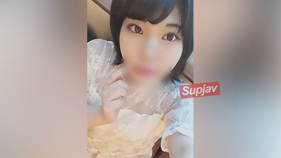 FC2PPV 1395358 エッチ大好き系めちゃくちゃイキまくり体質な看護学生(卒業記念に中出ししました)