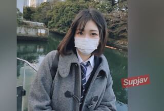 FC2PPV 2820012 【個数限定・無修正】「私、先生と付き合ってるんですよね？」制服を乱し巨乳を揺らしながら僕に痴態を見せる1◯歳の女子生徒を密室に連れ込み淫行生中出し！！