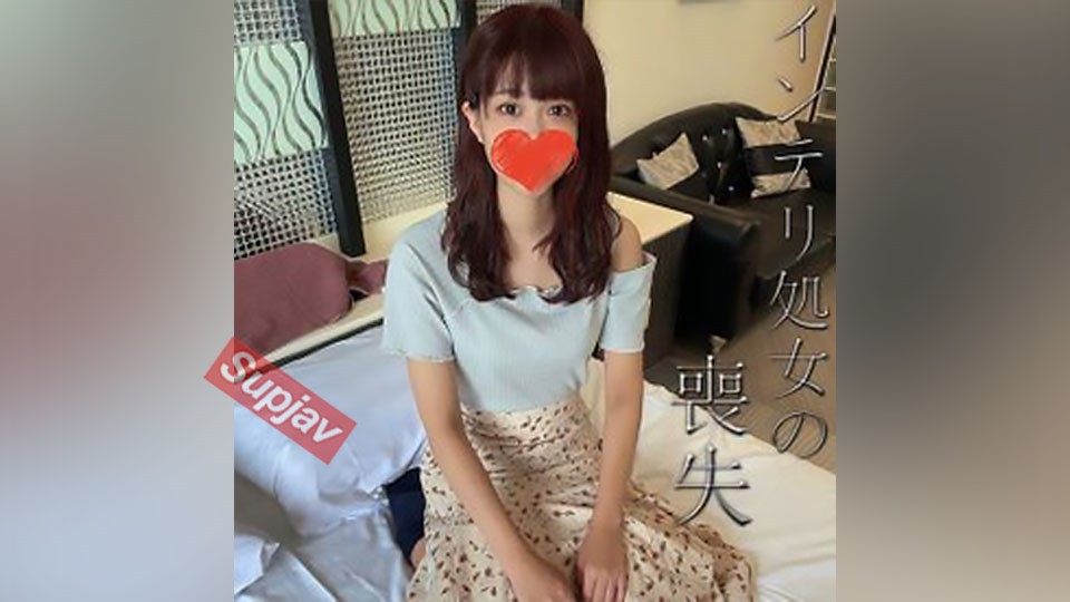 FC2PPV 2830113 【処女喪失】青◯学院大学1年生の18歳インテリ処女。スレンダーな色白少女が痛みに耐えきれず涙の貫通。初めてのチンポで大量中出しされ放心状態。