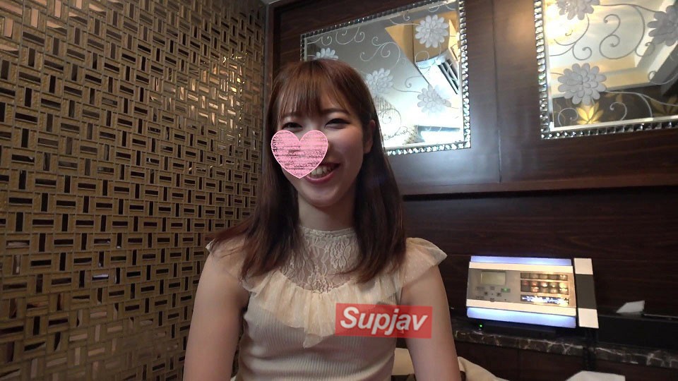 FC2PPV 1305831 ☆初撮り☆完全顔出し☆ちっぱいスレンダー美女と明るい家〇計画！？♥ニコニコ楽しい中出しSEX♥【特典付】