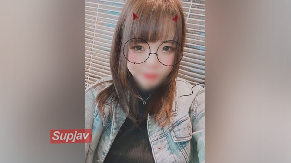 FC2PPV 1362339 寂しがり屋の20歳保育士は異常なほど濡れやすいアソコでした(気持ち良すぎて中出ししました)
