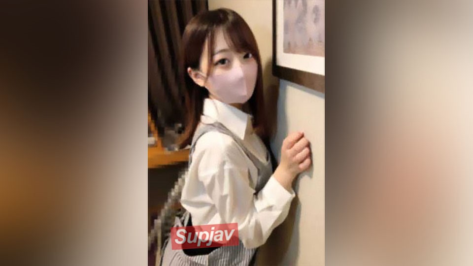 FC2PPV ラスト100「#39」パン屋の看板娘、エプロン姿で連続セックス。大きなお尻にぶっかけ♡両想い♡