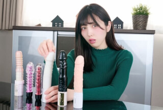 417SRYA-029 【スレンダー巨尻の激カワ奥さまバイブ試陰テイスティング！！】奥さまのマ●コで咥えたバイブを当てたら高額賞金！！羞恥に耐えながら極太バイブをエロ尻突き出し腰カクさせて快楽に抗えなくなり…、強力刺激でイキまくった人妻はデカチンに負けてしまうのか！？