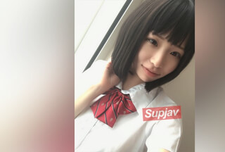 FC2PPV 2928389 【4980⇒期間限定60%OFF】20歳の若妻ロリロリ美少女❤️子供を産む前を思い出してブレザーエッチ❤️小柄の身体が全身痙攣連続絶頂❤️杭打ち騎乗位サキュバス中出し❤️レビュー特典あり！