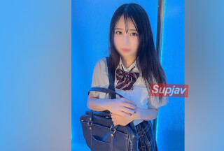 FC2PPV 3071875 『初撮影』『完全顔出し』アイドル級！清楚系透明感溢れる18歳初々しい現◯女子◯生と水族館デート。美乳Fcupを堪能後、最後はキツキツまんこに大量ザーメン！