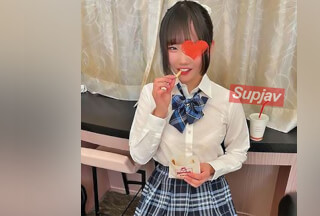 FC2PPV 3117128 A Teenage Current Sophomore With A Cute Smile Who Picked Up At A Fast Food Store. She Has Beautiful Big Breasts With A Young Face And A Plump Body In A Uniform Is Too Lewd. If She Says, "Put It Inside…", She Has No Choice But To Cum Inside.