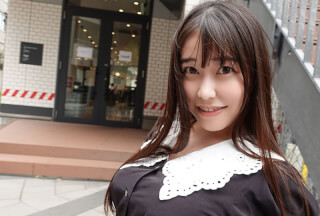 GAREA 859mio 巨乳な売り子と一期一会のオチン物語