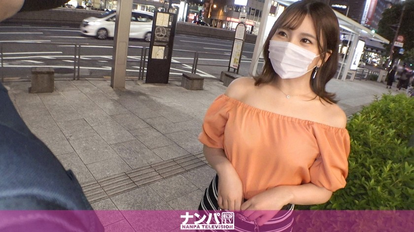 200GANA-2756 マジ軟派、初撮。 1852 仕事終わりにナンパしたお姉さんをホテルに連れ込み！押しに弱い彼女はあれよあれよと服を脱がされ…彼氏とのSEXでは経験したことのない潮吹き！溜まったモノを吐き出すかのように乱れっぱなし！ (藤咲りく)