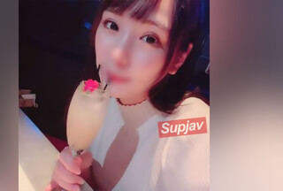 FC2PPV 3127357 【完全顔出し・中出し】すごい美ショウ女がJDになって、水着モデルを始めていたので連絡してみました。