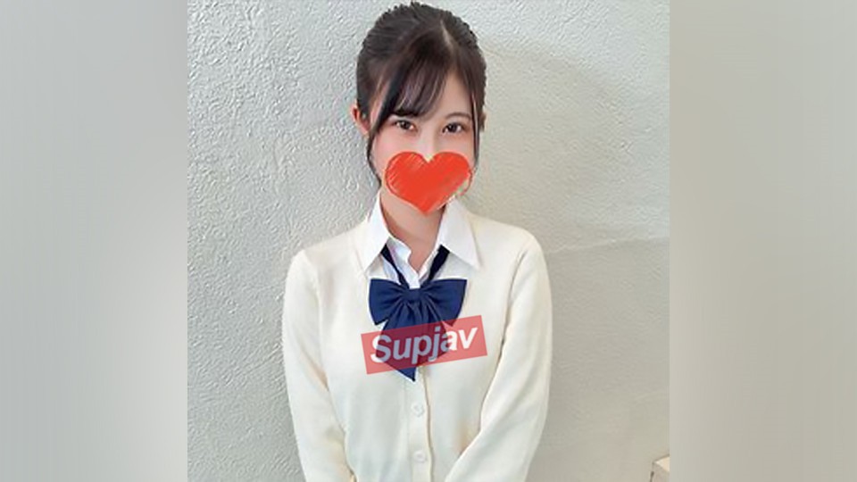 FC2PPV 3135565 色気と可愛さが共存するEカップボディの10代生徒。成熟したエロすぎるカラダで大量潮吹き・人生初の生挿入に「生きもちぃ…!!」連発。体液交わる濃密なセックスで何度も絶頂。