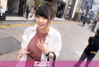 200GANA-2095 マジ軟派、初撮。 1351 笑顔が可愛い保育士のお姉さん！男にまつわる失敗談始め恋愛についてのインタビューをお願いし了承。質問の内容がだんだんエッチになってついには服を脱ぐこともお願いされて…恥ずかしいけど頼まれたら断れず気付いたらスライムおっぱいを揺らしてヤられちゃう！