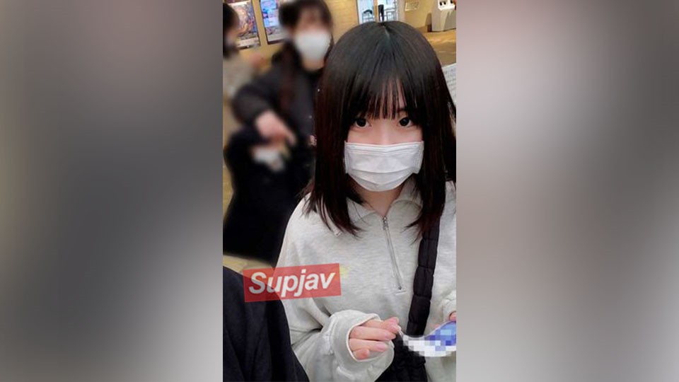 FC2PPV ※閲覧注意【特典:顔出し】 （現）J○ゆめちゃん。初めてのお泊まりデート。2回目のHで巨根に苦しむ彼女を容赦なくガン突き。おま○こにたっぷりと子孫ブチこんじゃいました。。