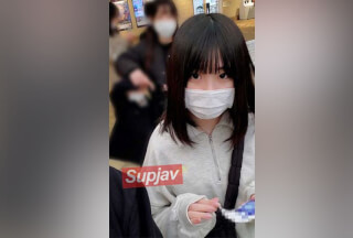 FC2PPV ※閲覧注意【特典:顔出し】 （現）J○ゆめちゃん。初めてのお泊まりデート。2回目のHで巨根に苦しむ彼女を容赦なくガン突き。おま○こにたっぷりと子孫ブチこんじゃいました。。