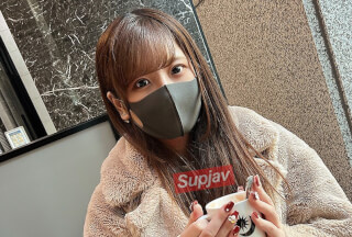FC2PPV 3167392 【無修正】はっきり言って美人です！！！バイト代を大好きなアイドルにつぎこむいたいけな彼女を汗ダラ50代の不潔なおっさんに欲望のまま犯され最後は生中出し！！
