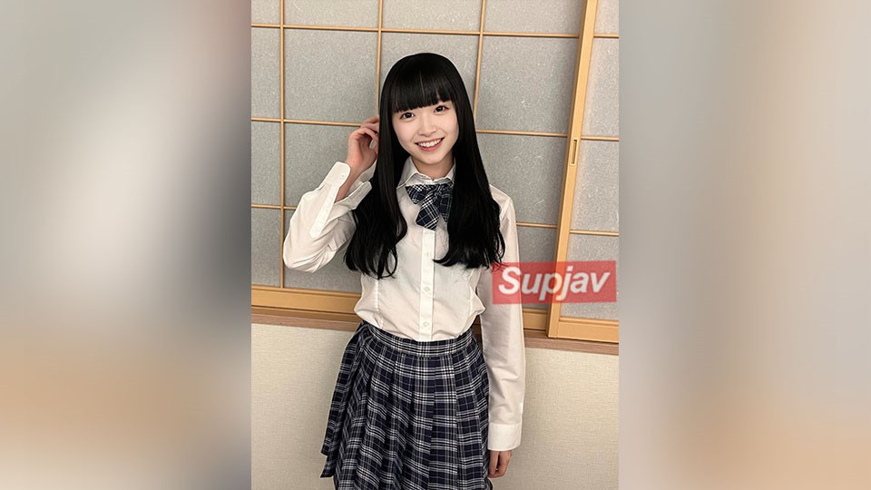 FC2PPV 3094718 [Annual Ranking! SS Grade Virginity Loss] Yuna-Chan’s Virginity Graduation Record, Erika-Chan Was Also Kind