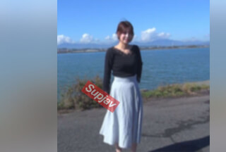 FC2PPV 3179707 パチ〇コ借金苦の美人妻、丸くて綺麗なお尻を突き出して中出しを受け入れる、挿れられるとイキまくるどうしようもない奥さんですね【2/13まで割引】
