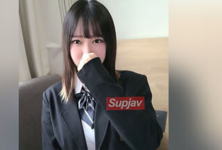 FC2PPV 「#53-2」子猫のように可愛いJ〇Kコスプレイヤーと猫カフェデートから生ハメ！ 制服姿と初々しい反応に萌え過ぎてピンクまんこに大量発射！ ♡猫好き必見♡