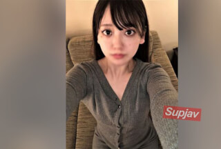 FC2PPV 3193104 ［中出し連続発射]〈元坂道まいやん激似〉クールビューティ美女、本気汁垂れ流しプライベート￥括流出！連続ザーメン種付交尾！