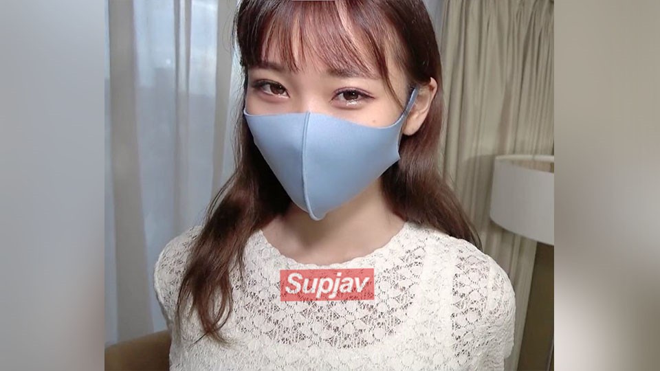 FC2PPV 3196658 全男性共通でカワイイ！小柄美人の乙葉ちゃん。群バツのスタイルに初老大興奮、大開脚凸のオンパレード