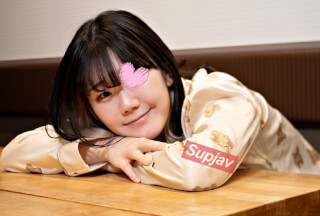 FC2PPV 3211752 【パジャマ★モナシ】パジャマdeおじゃま♥マジでどこにでもいそうな女の子をナンパ♥ノリもよくて明るい笑顔がめっちゃカワイイ♥ガチンコ素人の女の子のリアル反応がエロい…♥