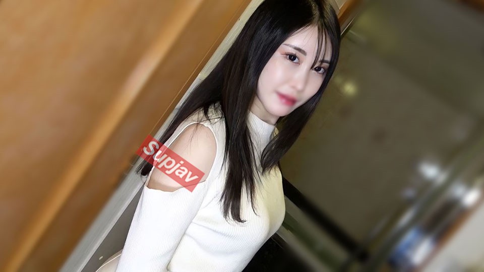 FC2PPV 3244882 【無】【ハメ撮り390】国宝級の顔面偏差値の美女とのハメ撮り！日本人離れの神クビレ＆グラマラスボディをブルンブルンさせる生ハメ撮り中出し二回！　※レビュー特典／高画質Ver