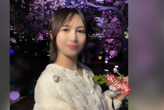 FC2PPV 3258033 [Complete Appearance] [First Shot] Our First Date With Cherry Blossoms Falling At Night