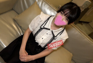 FC2PPV 3261834 【処女喪失】★特典で無修正☆♀66 地味で内気な箱入りJD娘が大人になる動画。とても痛くておっさんの好き放題に性処理道具みたいに扱われて中出しされても頑張ります！【顔出し・初撮り】