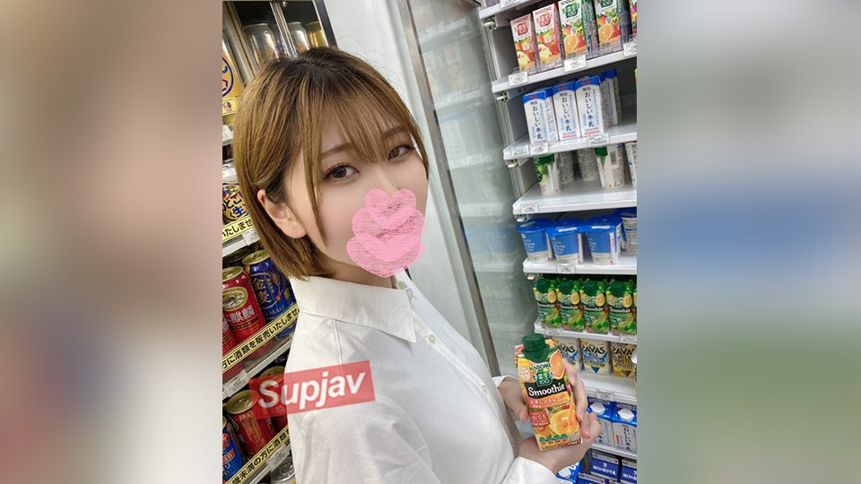 FC2PPV 3269117 色白スレンダーな喫茶店の看板美女を騙して、複数で遊び十連続中出しごっこ。