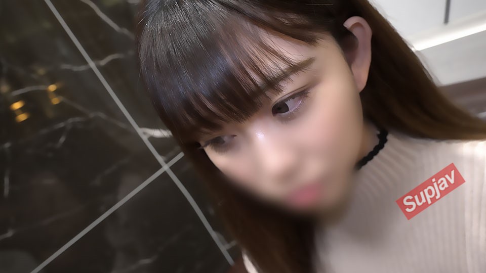FC2PPV 3270174 3日間限定500pt!!【幼・未発達】春に卒業したての18歳だけどカラダはまだ成熟しきれてなくて、その幼肌を中年男が欲望のまま楽しみ生中出しする映像。