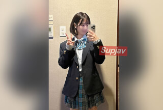 FC2PPV 3298032 【未公開定点作品】※定点映像のみとなります【完全顔出し】県立①全日制・現●J●学校一の超絶Eカップ美●女！人生初巨根大量顔射！【超絶美●女】