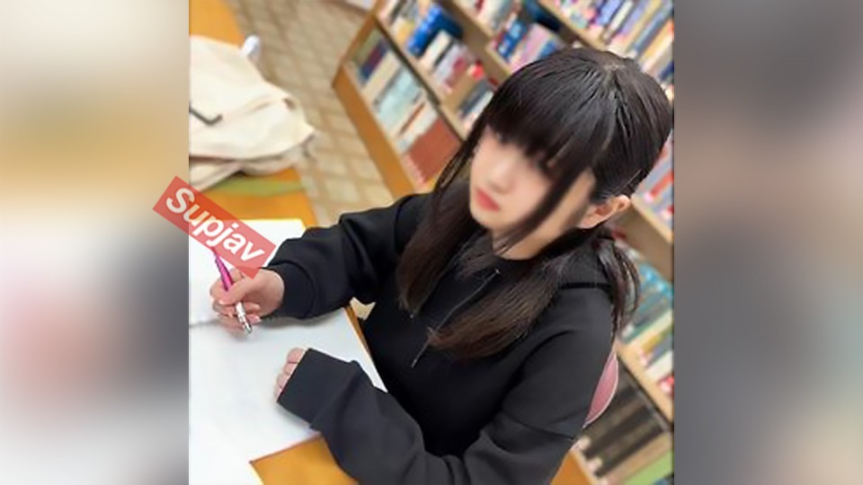 FC2PPV 顔出し【無断】「親を楽させたくて…」公務員を目指す1⚪︎歳処女陰キャ。真面目な彼女に性教育として2発も無許可で膣内射精。