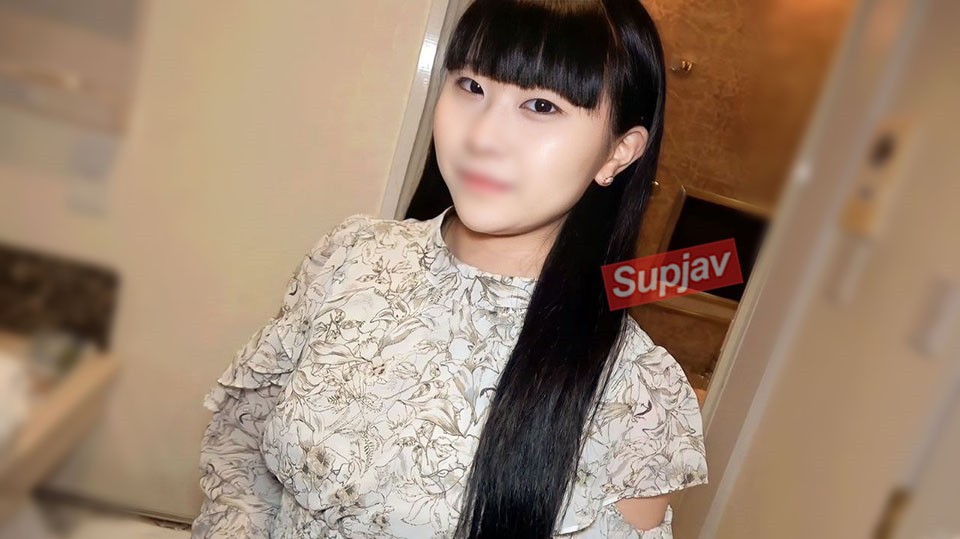 FC2PPV 3458465 【無】【ゴックン価格】ウブで少し天然系の19歳大学生とのハメ撮り！エッチなことは大好きだけどあどけない純粋な女の子♡おじさんザーメンをゴックンさせてお風呂とベッドで大量中出し！※レビュー特典／高画質版