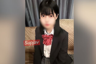 FC2PPV 3534919 【緊急限定販売】奇跡の極上スレンダー美**！18歳Eカップりくちゃん！幼く未開発の身体に人生初生中出しをしてしまいました