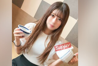 FC2PPV 3624545 【4K特典付き】日帰り温泉に連れ出して壁の薄い休憩個室で生中出しSEXフラ〇デー報道されたあの美女♥某人気芸人と結婚秒読みと噂された24歳の年下彼女