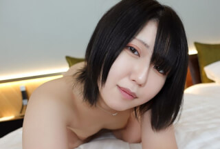 GAREA 885kanade 押しに弱いガールズバー店員さんの生え散かしたぷにマンを食す