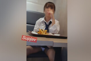FC2PPV 【2年】ミニマム美巨乳未処理まんこに中出し