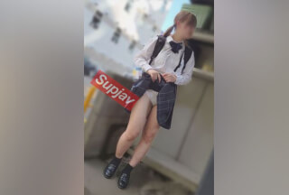 FC2PPV ツインテのハーフ美少\.女パンチラ撮影だけと呼び出しホテルへ…