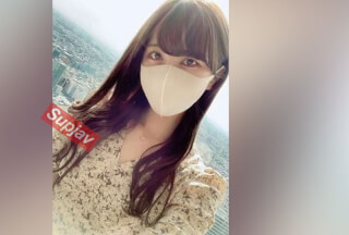 FC2PPV 2997358 【無】【数量限定販売】【急遽販売停止になりますのでご了承下さい】あの大人気作品を緊急販売！まいちゃん衝撃貴重映像！初水着映像あり！大量潮吹き、、、首締めセックスでイキまくり！