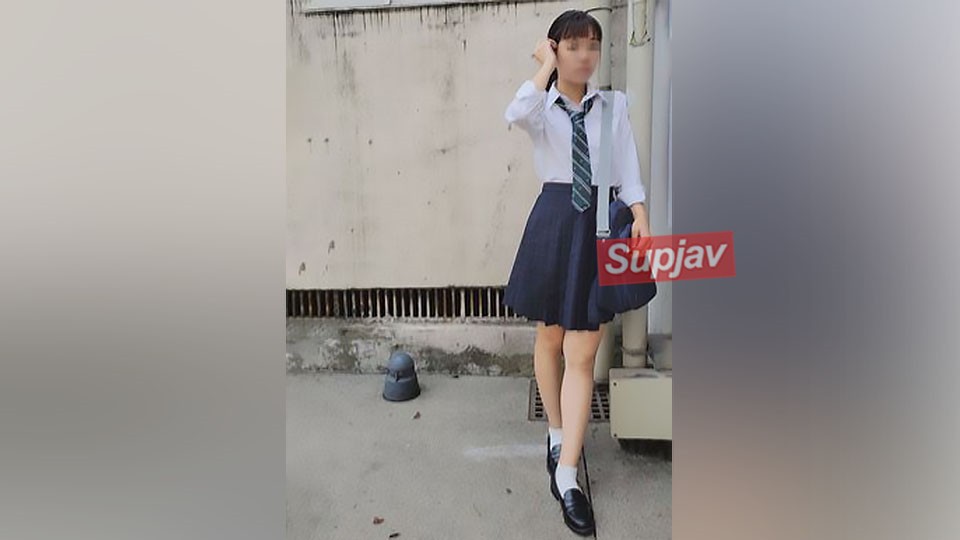FC2PPV 卓球部の地味で小柄な週末帰りに汗ばむ無洗まんこを舐め中出し