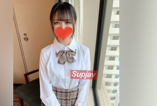 FC2PPV 3939370 アイドル級の色白Fカップ美乳あやのちゃん。圧倒的透明感の上玉美女の人生初イキ。