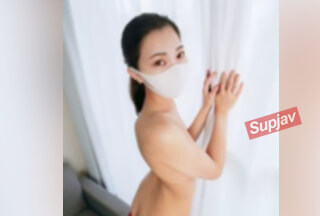 FC2PPV 4056726 【無修正・完全素人】極太マラが忘れられず中出しウエルカムで再降臨!?あの素人スレンダー美女が1か月ぶりのSEXで電マも初体験！中年男に膣奥までズボズボねじ込まれ歓喜のバンザイ昇天！