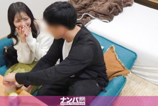 200GANA-2924 百戦錬磨のナンパ師のヤリ部屋で、連れ込みSEX隠し撮り 317 バーで知り合った黒髪専門学生を部屋に連れ込み！罰ゲームでキスをしたら意外とノリノリで、隠し撮りされているとも知らずにビクビクイキまくり！踊り狂う巨乳から目が離せません！！