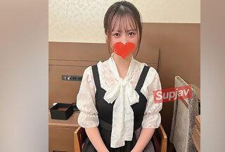 FC2PPV 4106666 大手航空会社の国際線CAだった美女。酔っぱらいすぎて大胆ドスケベになって大量潮吹き、２回戦中出しセックス。イチャイチャ満載な完全プライベートの酔っぱらい映像。