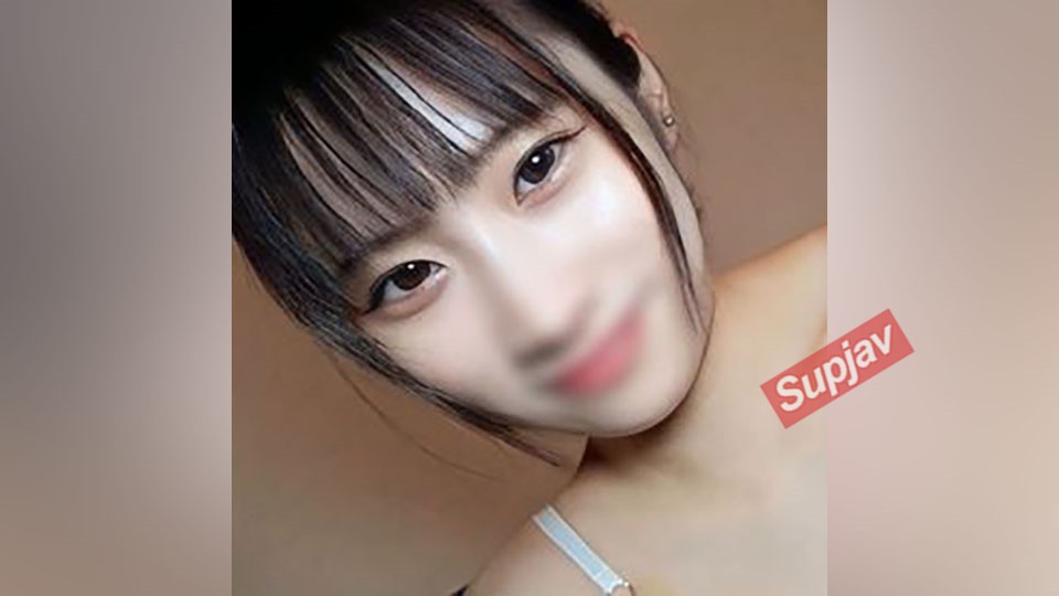FC2PPV 4111554 【無】今年一番アイドル級の可愛さの素人美女を見つけてきました！即フェラごっくん⇒お風呂で生ハメ⇒ソファで中出し⇒更に最後はベッドで中出し※特典高画質版