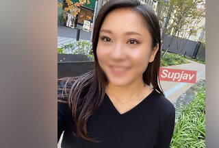 FC2PPV 4164867 【無】非常階段にてコソコソと極太ディルドでオナニーをする人妻に容赦なく中出しさせてもらいました。※特典付き