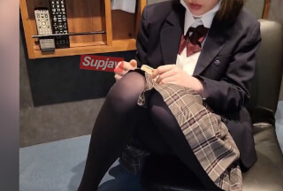 FC2PPV 4277126 まだ毛も生えそろわないおでこちゃん。ネカフェで未成熟なまんこに中出し