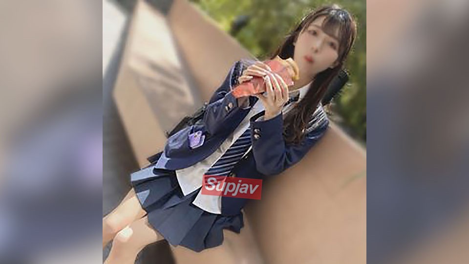 FC2PPV 【顔出し】〇法・スレンダーちっぱい女。制服デートしてホテルでやりまくり中出し
