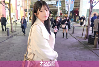 200GANA-3035 マジ軟派、初撮。 2043 大阪からはるばるやってきた現役JD！東京代表ナンパ師としてホテルで「歓迎」したら、関西弁で可愛く喘ぎながら大量お漏らししちゃってました・・・！